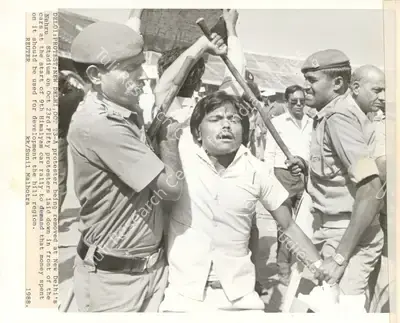 Sunil Malhotra (Photographer), Del01: Protest; New Delhi, Oct 23, 1988, Contemporary Photograph