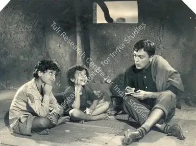 Vallabh Chokshi (Producer), Adhi Roti, 1957, Photographic Still