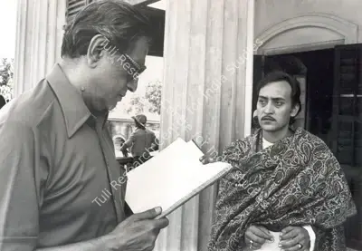 Nemai Ghosh (Still Photographer), Ghare Baire, 1985, Working Still