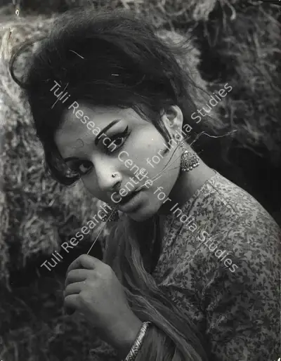 M. Rajaram (ii) (Cinematographer), Mere Humsafar, 1970, Photographic Still