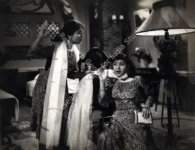 Dwarka Divecha (Cinematographer), Shararat, 1959, Photographic Still