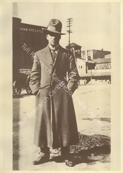 Unknown (Photographer). Charlie Chaplin in America | Photographic Still, My Life in Pictures, 1985 | CinemaEducation | 00440380