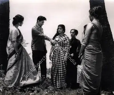 Vijay Anand (Director), Kahin Aur Chal, 1968, Photographic Still