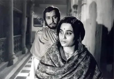 Soumendu Roy (Cinematographer), Ghare Baire, 1985, Photographic Still