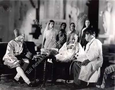 N.D. Sarpotdar (Director), Chalta Putla, 1935, Photographic Still