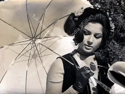 Kay Gee (Cinematographer), Daag, 1973, Photographic Still