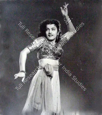 V. Avadhut (Cinematographer), Ashiana, 1952, Photographic Still