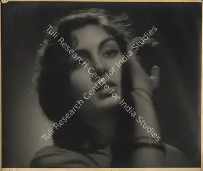 Jal Mistry (Cinematographer), Aandhiyan, 1952, Photographic Still