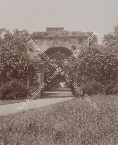 Samuel Bourne (Photographer), The Baily Guard Gate, Lucknow, 1865, Antiquarian Photograph