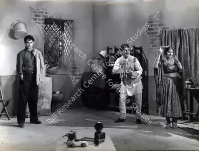 Sohrab Modi (Producer), Mera Ghar Mere Bachchay, 1960, Photographic Still