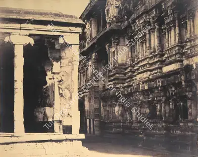 Capt. Linnaeus Tripe (Photographer), The inner Facade of the gateway of the East Gopuram, 1858, Antiquarian Photograph