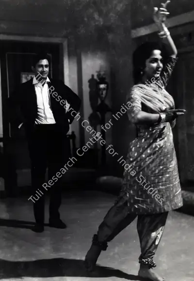 Fali Mistry (Cinematographer), Guide, 1965, Photographic Still