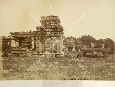 Colonel Thomas Biggs (Photographer), Iwullee. Temple and Cromlech outside the Town, Antiquarian Photograph