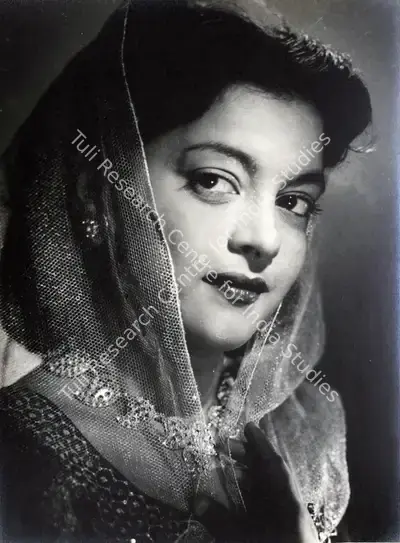 R.H. Khilnaney (Producer), Saloni, 1952, Photographic Still