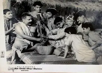 Jaywant Pathare (Cinematographer), Ab Dilli Dur Nahin, 1957, Lobby Card