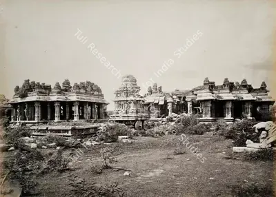 Edmund David Lyon (Photographer), The Vigiovittaldover; a ruined temple near the Toomboodra River (general view of stow car and mandapams), Antiquarian Photograph