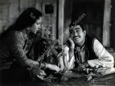 Apurba Bhattacharjee (Cinematographer), Mujhe Jeene Do, 1963, Photographic Still