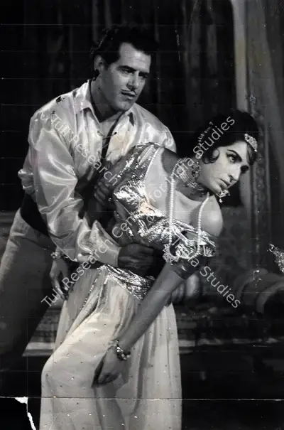 Raj Kumar Kohli (Producer), Lootera, 1965, Photographic Still