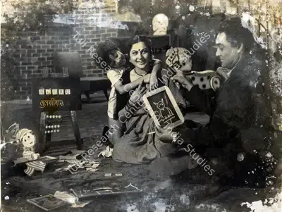 Uma Shankar (Producer), Kangan, 1959, Photographic Still
