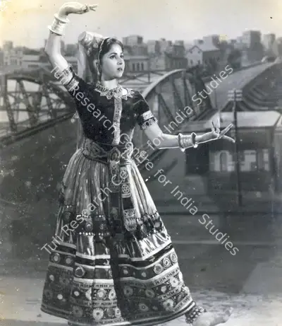 Yashwant Pethkar (Director), Shadi Ki Raat, 1950, Photographic Still