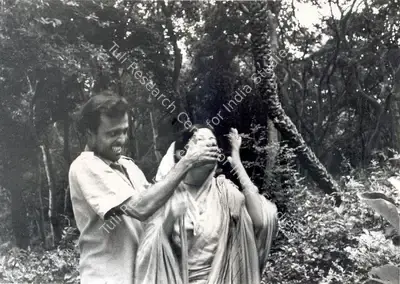 Soumendu Roy (Cinematographer), Ashani Sanket, 1973, Photographic Still