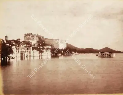 Lala Deen Dayal (Photographer), Rear view of palace Odeypur, 1890, Antiquarian Photograph