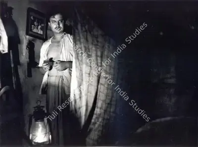 Soumendu Roy (Cinematographer), Teen Kanya, 1961, Photographic Still