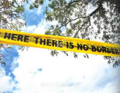Shilpa Gupta (Artist), There Is No Border Here, 2006, Print