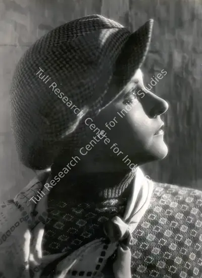 Nandlal Jashwantlal (Director), Bambai Ki Billi, 1936, Photographic Still