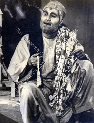 Kidar Kapoor (Director), Khaiber, 1954, Photographic Still