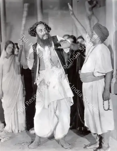 Moti B. Gidwani (Director), Gulam Daku, 1936, Photographic Still
