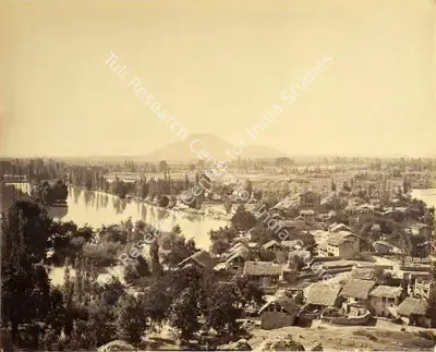 Studio Samuel Bourne & James Craddock (Photographic Studio), City and Fort of Srinagar, Antiquarian Photograph
