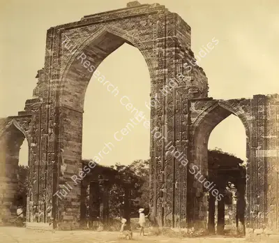 Felice Beato (Photographer), Arch in Kootub, Delhi, 1858, Antiquarian Photograph