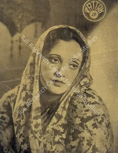 Dwarka Divecha (Cinematographer), Rattan, 1944, Photographic Still