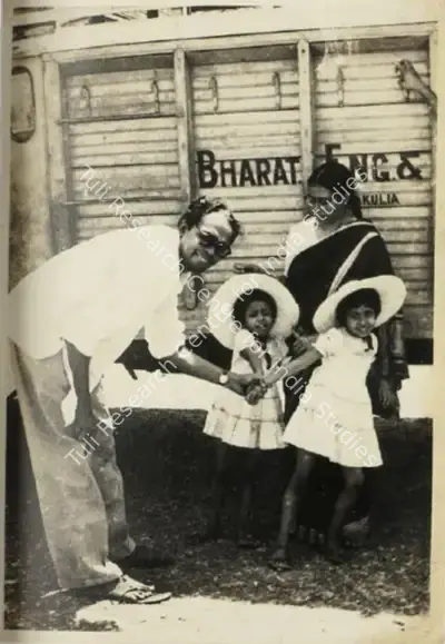 Unknown (Photographer). Ritwik and Surama with their daughters. | Photographic Still | Photography | 00457540
