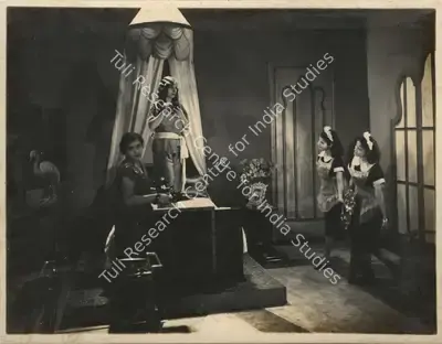 Homi Wadia (Director), Lutaru Lalna, 1938, Photographic Still