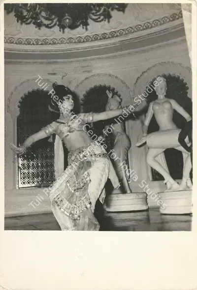 Fali Mistry (Cinematographer), Neel Kamal, 1968, Photographic Still