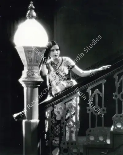 Moti B. Gidwani (Director), Gulam Daku, 1936, Photographic Still