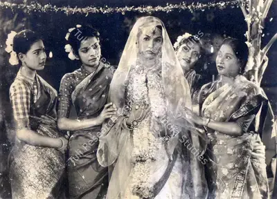 Aga Hasham (Cinematographer), Duniya Jhukti Hai, 1960, Photographic Still