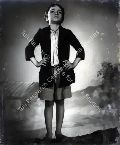Ramachandra (ii) (Cinematographer), Munna, 1954, Photographic Still