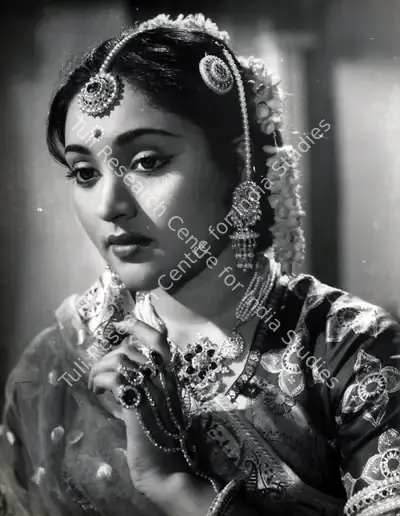 Bipin Gajjar (Cinematographer), Patrani, 1956, Photographic Still