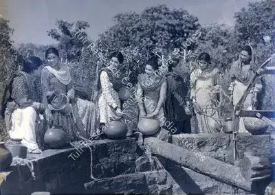Nazir Ajmeri (Director), Majboor, 1948, Photographic Still