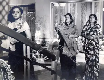 Nanabhai Bhatt (Director), Apni Izzat, 1952, Photographic Still