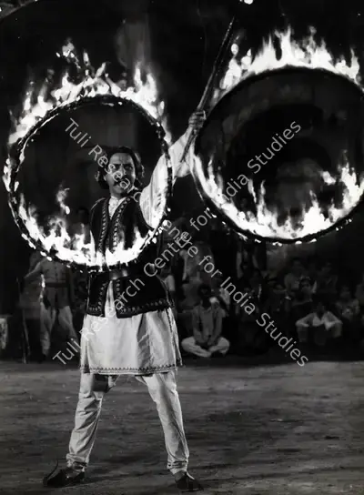 Radhu Karmakar (Cinematographer), Jis Desh Men Ganga Behti Hai, 1960, Photographic Still
