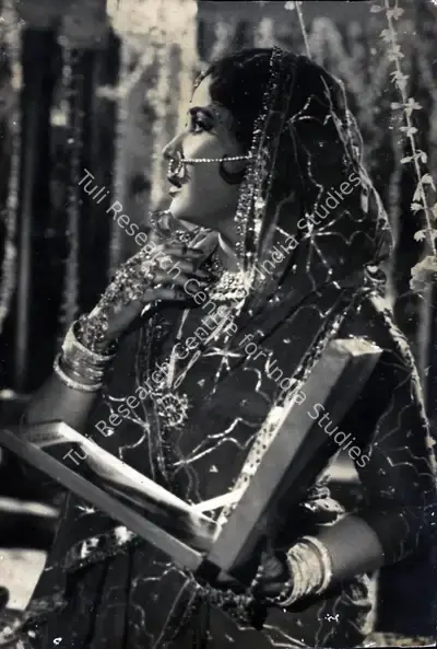 Jayendra Kapadia (Cinematographer), Purnima, 1965, Photographic Still