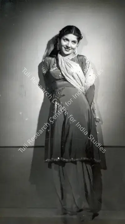 Anant Mane (Director), Suhagan, 1954, Photographic Still