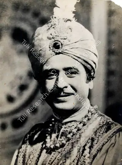Raja Yagnik (Director), Jhalak, 1947, Photographic Still