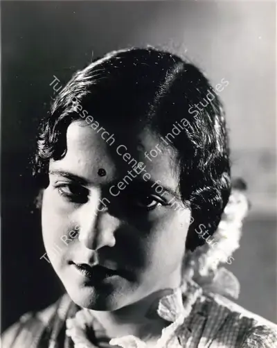 Moti B. Gidwani (Director), Gulam Daku, 1936, Photographic Still