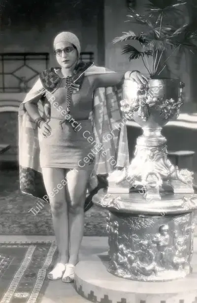 Adi M. Irani (Cinematographer), Hamari Betiya, 1936, Photographic Still