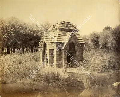 Studio Samuel Bourne & James Craddock (Photographic Studio), Temple of Pandretton Cashmir, Antiquarian Photograph